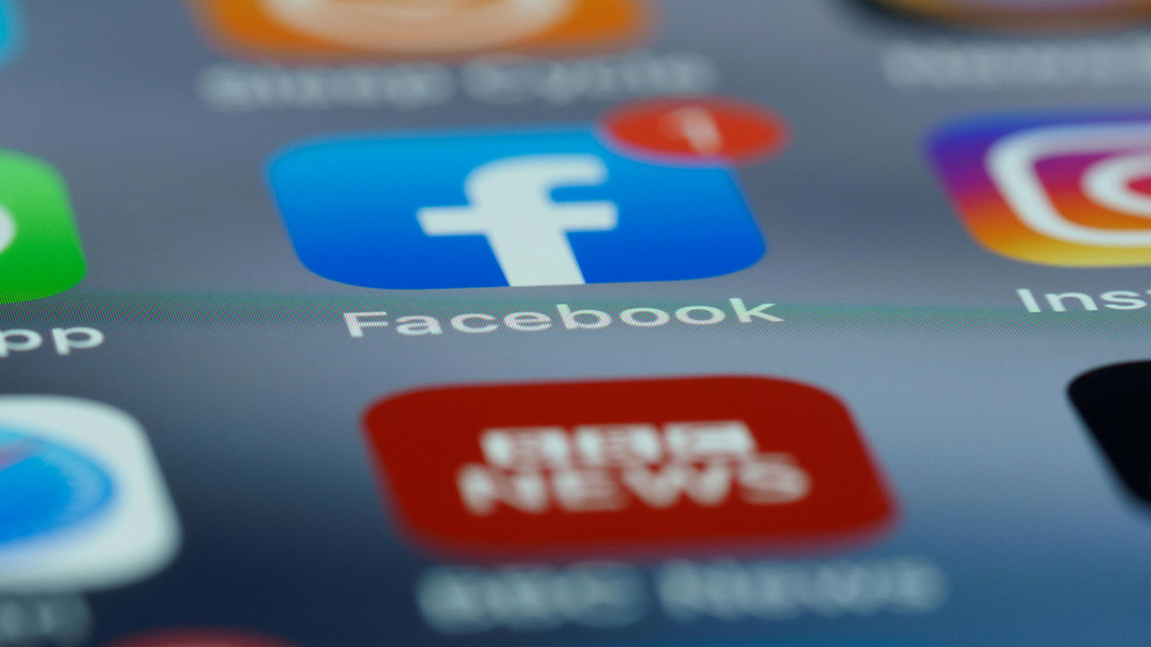 How to Use Facebook Groups to Supercharge Your Pickleball and Padel Community